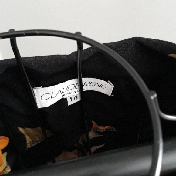 Dress - Picture 4 of 4